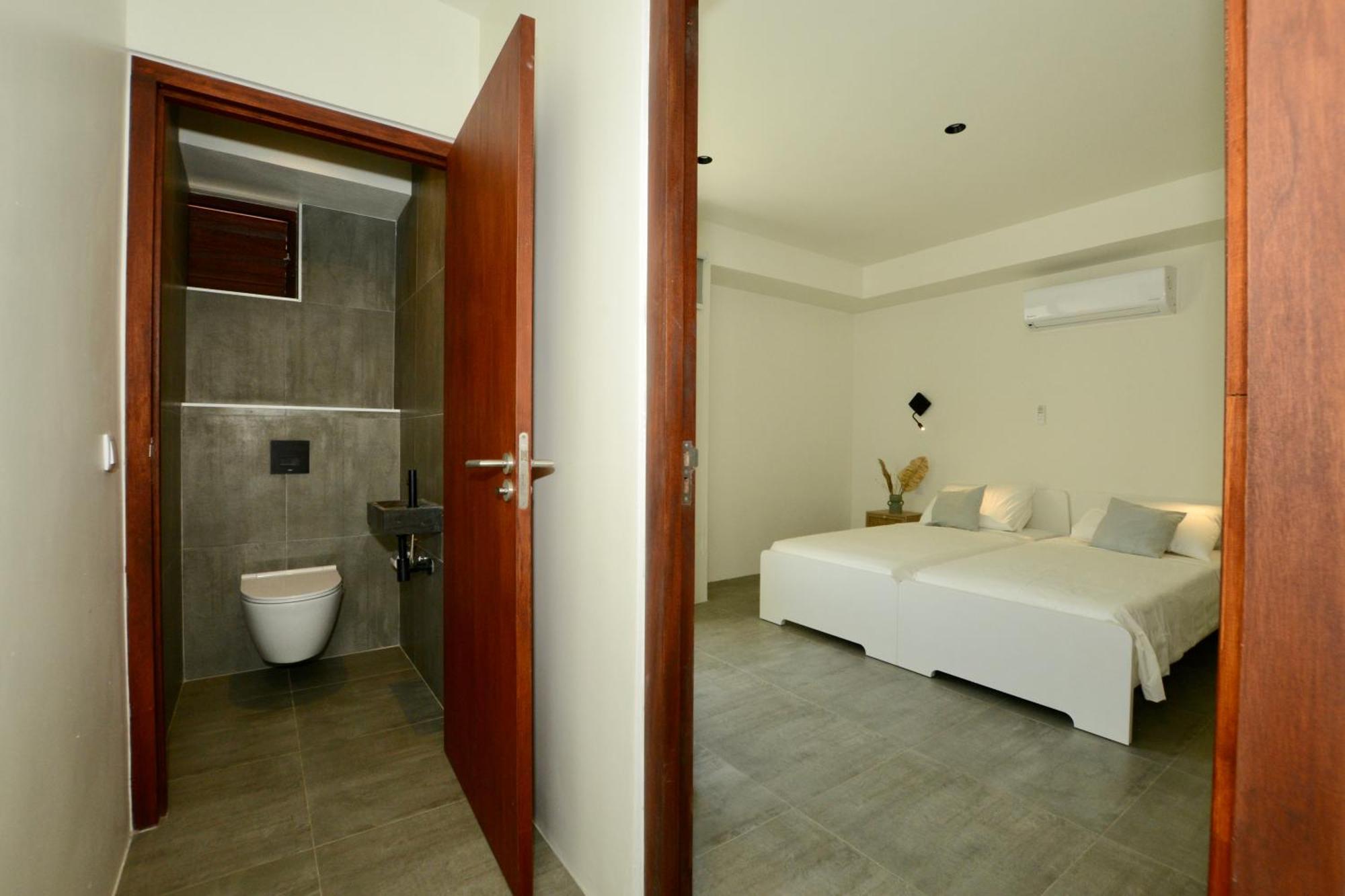 Villapark Flamboyan - Villa Alaia Willemstad Extérieur photo